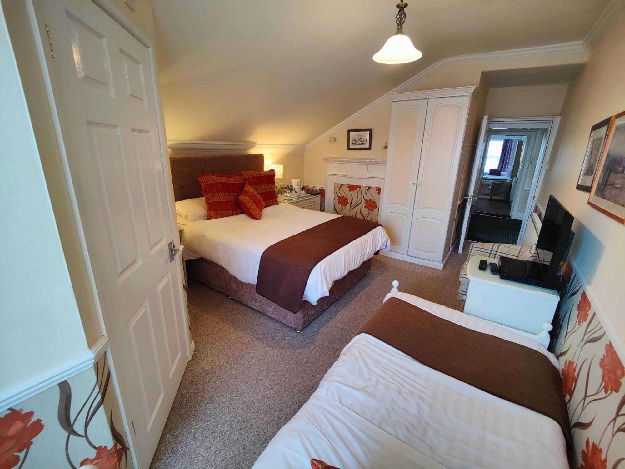 The Pack O' Cards Hotel Combe Martin Luaran gambar