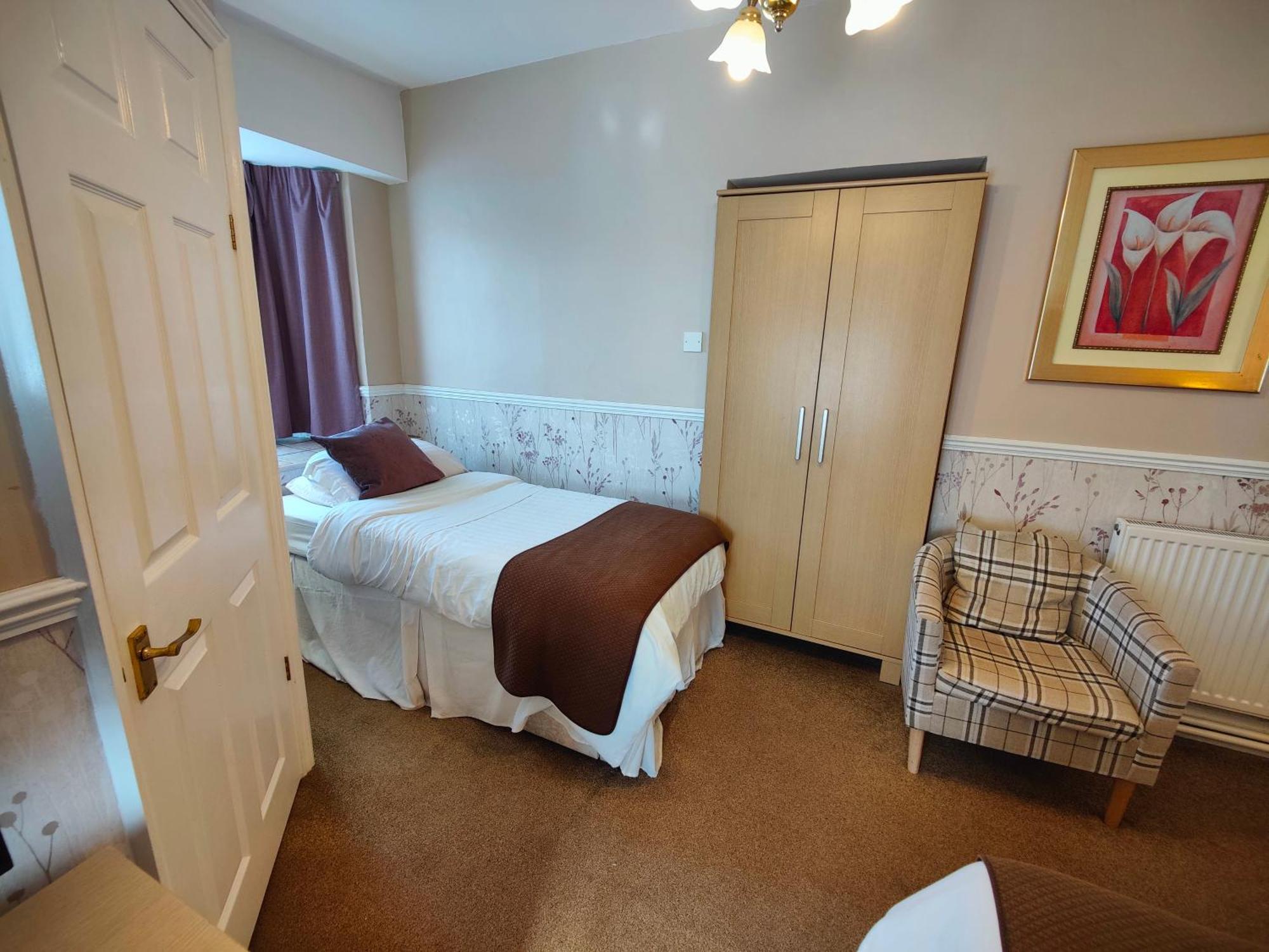 The Pack O' Cards Hotel Combe Martin Luaran gambar
