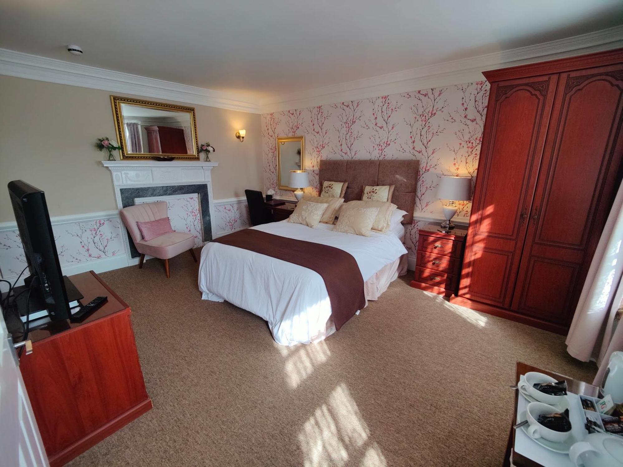 The Pack O' Cards Hotel Combe Martin Luaran gambar