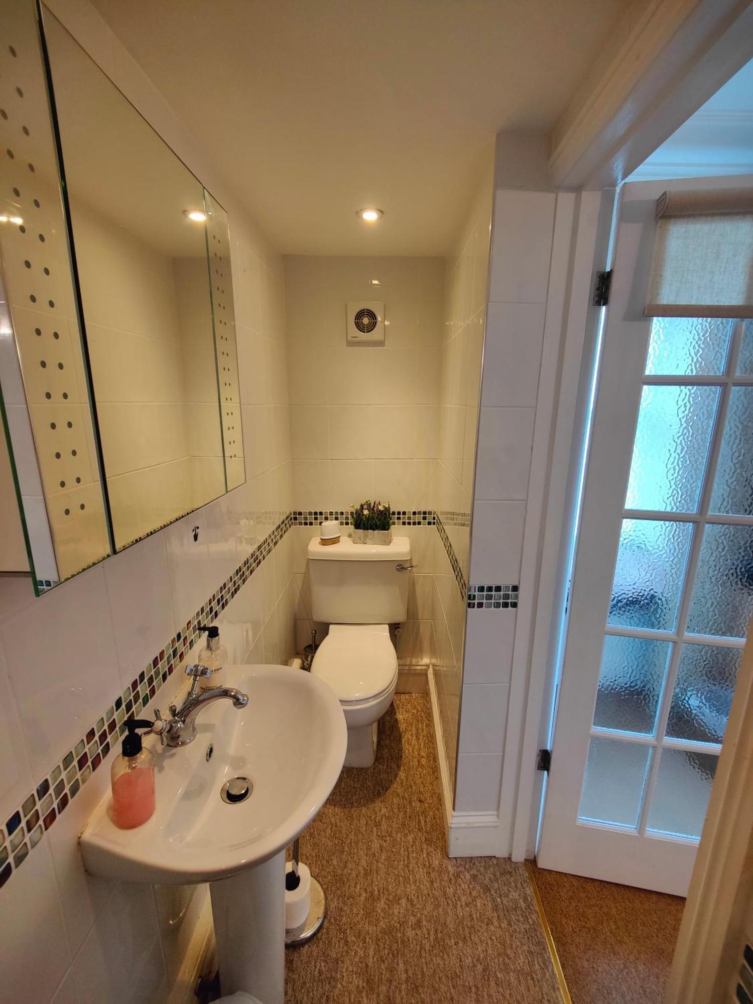The Pack O' Cards Hotel Combe Martin Bilik gambar