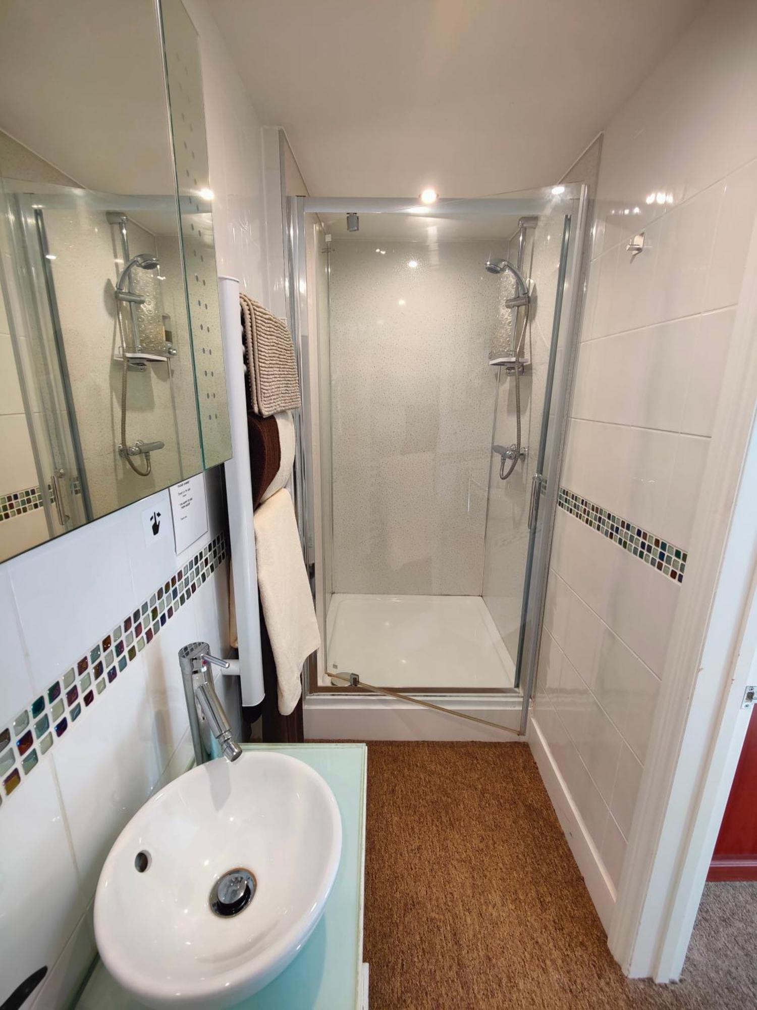 The Pack O' Cards Hotel Combe Martin Bilik gambar